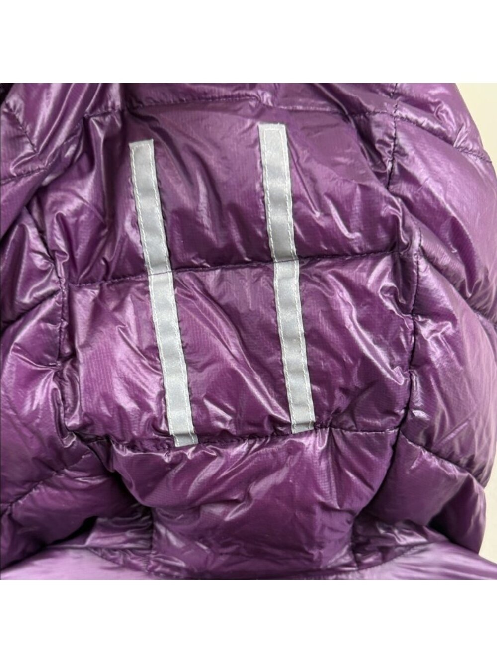 CANADA GOOSE 2011-2014 HyBridge Lite Hoody Women's Purple Hooded Jacket med - Picture 12 of 16